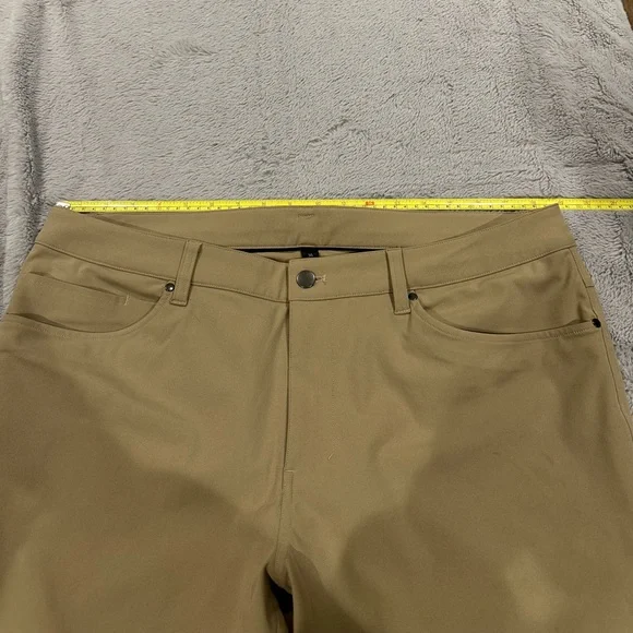 Lululemon ABC Slim Fit Pant (2021 Version) - Picture 4 of 8